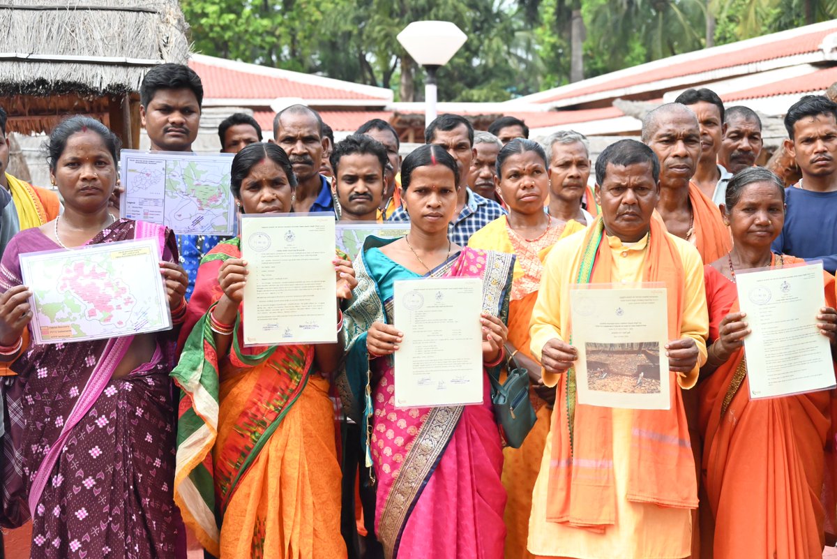 First time in Odisha, Habitat Rights Patta for 32 villages in Barkote, Deogarh, granted to Paudi Bhuyan, a Particularly Vulnerable Tribal Group (PVTG). Chief Secretary Shri Pradeep Kumar Jena handed over the legal rights to land (Habitat Rights) under Forest Rights Act (FRA),