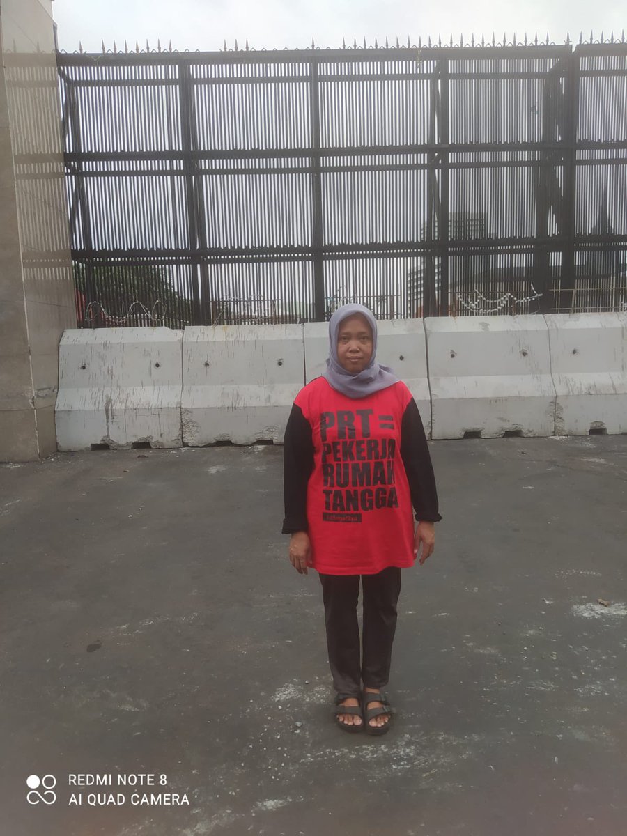 jalaprt's tweet photo. Hari ke-190 Aksi Puasa Desak UU PPRT di depan @dpr_ri pada Jumat, 15 Maret 2024. 

#SahkanRUUPPRT
#AksiMogokMakanDesakUUPPRT https://t.co/zMImH1BypR