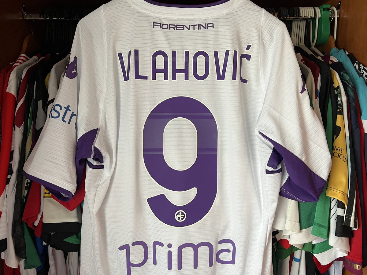 RussoBCF's tweet photo. Camiseta #Matchworm
@acffiorentina 21/22
Dušan Vlahović https://t.co/1uNVcQVXiU
