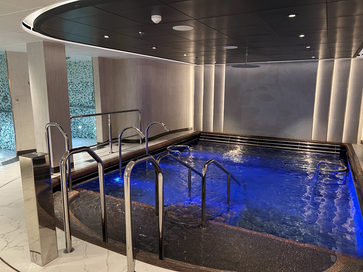 Exploring ⁦<a href="/PrincessCruises/">Princess Cruises</a>⁩ new Sun Princess. We’re in port and I have the ship to myself #sunprincess