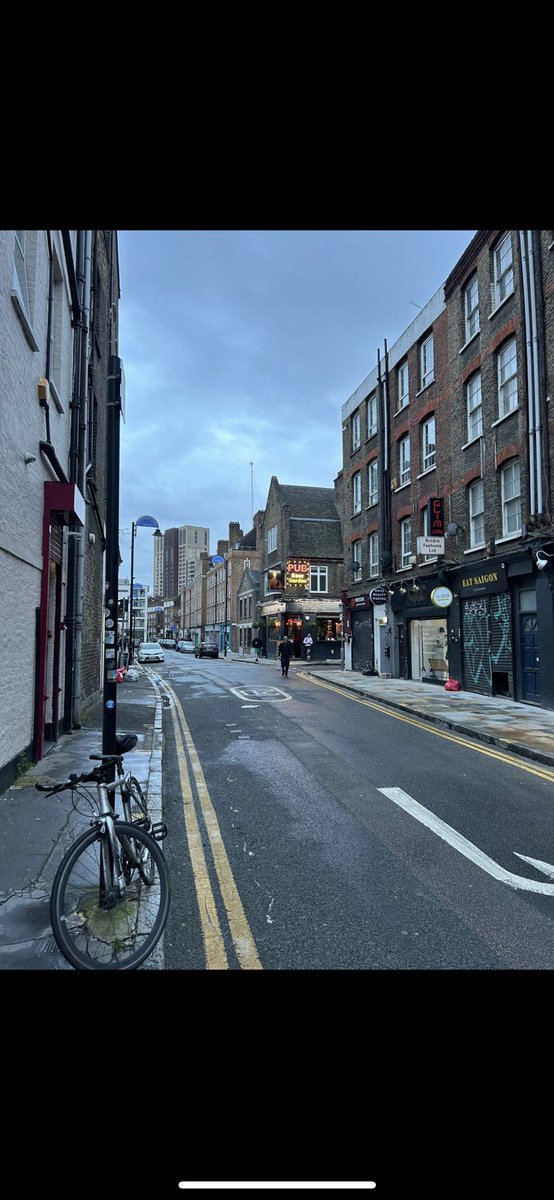 But I’m in London now!!
でもロンドンにいる