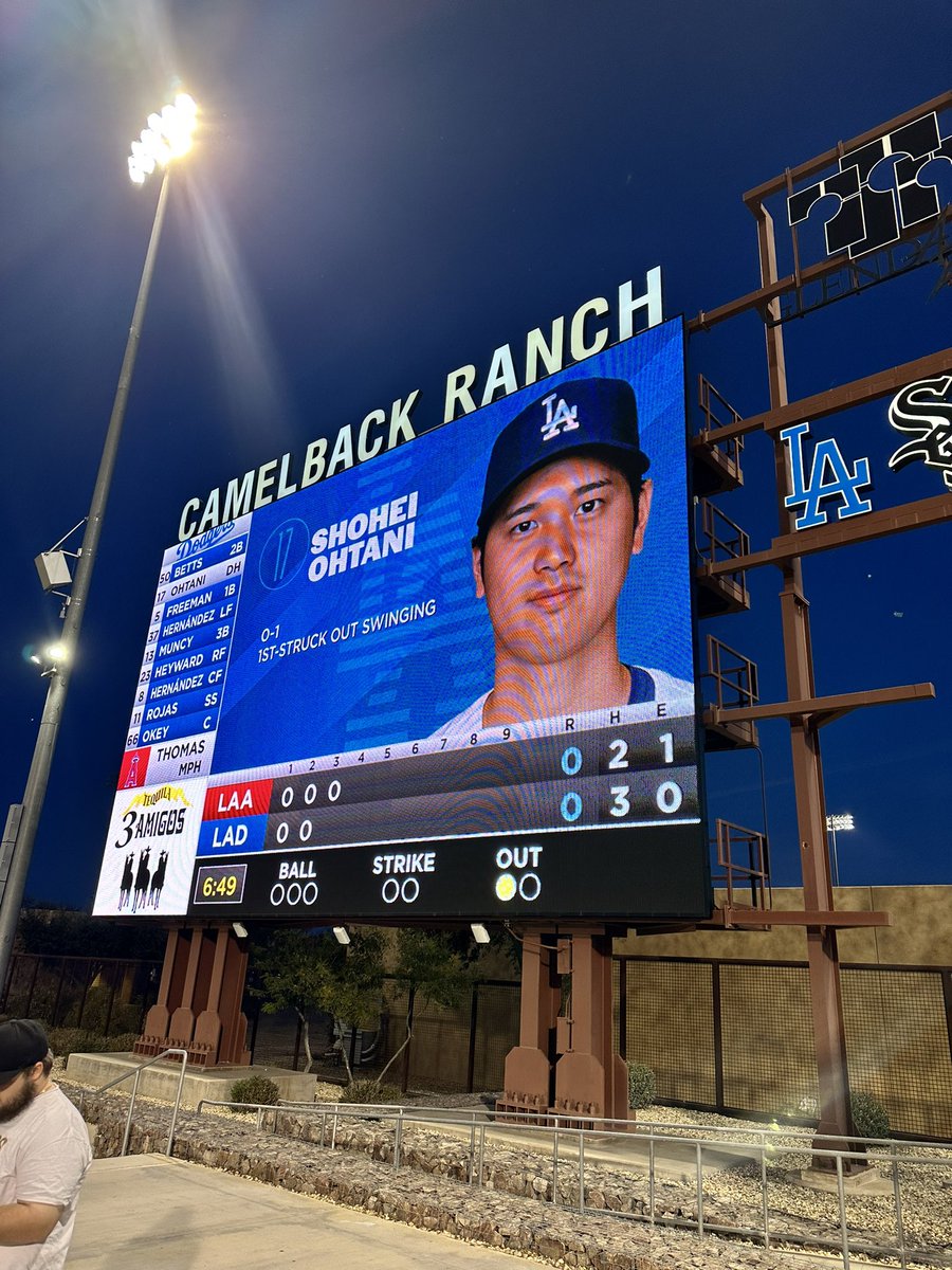 Pjacome2's tweet photo. Thank you for a great day at Camelback Ranch sweetheart, so proud to watch you doing your thing…💙
#GoDodgers 
@julzjacome https://t.co/WeqZ7dZ8oo