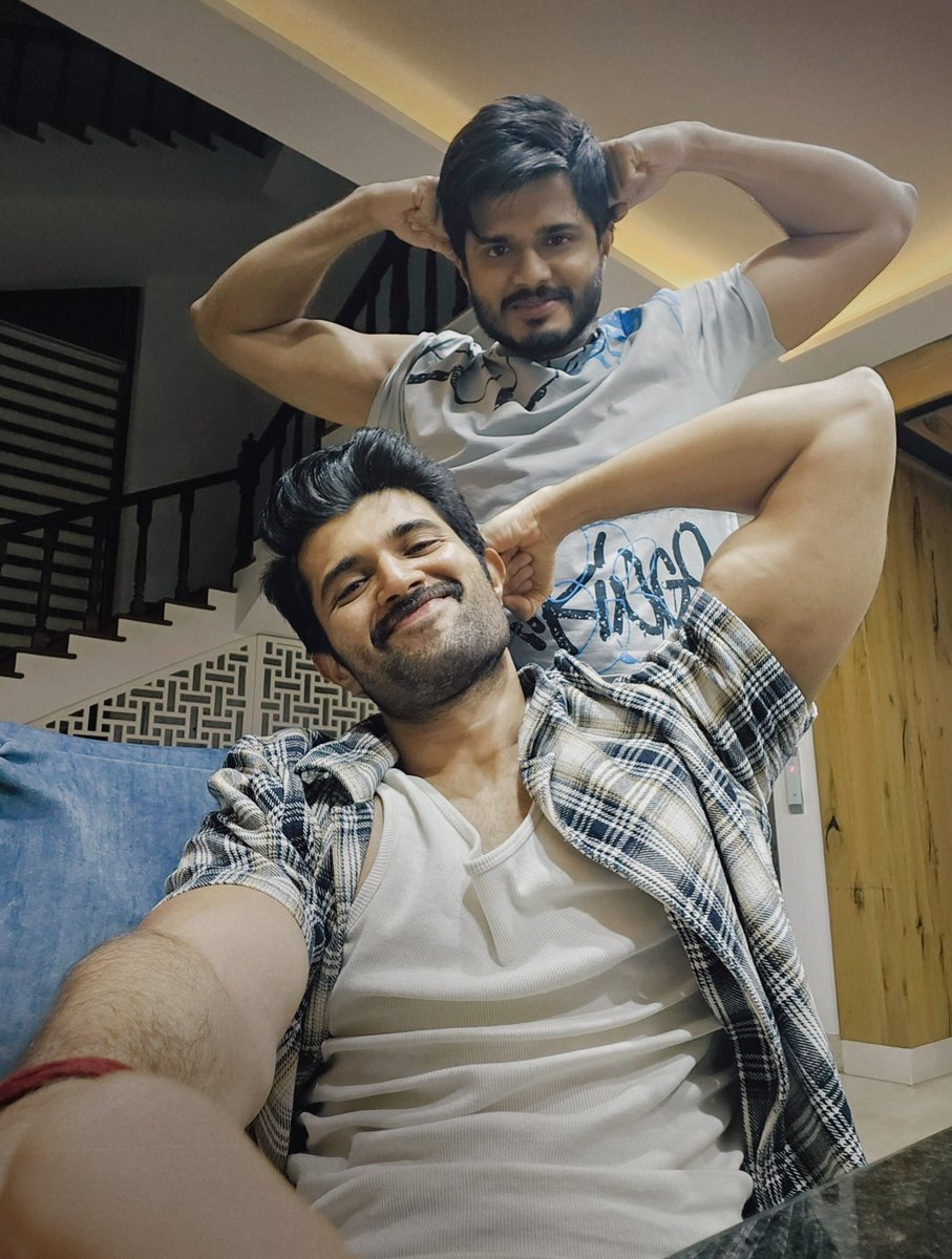 TheDeverakonda's tweet photo. Happiest Birthday to the first boy I’ll take with me on a fight 😄❤️

Brother boy @ananddeverkonda 
I love you most 😘 https://t.co/Yg2ZisFuE2