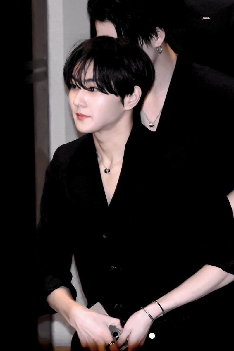 pure12080209's tweet photo. 240314 BVLGARI

#정원 #JUNGWON #ENHYPEN #엔하이픈 #ジョンウォン https://t.co/D7BykVV2Gy