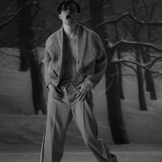 GRAYH0LLAND's tweet photo. 「﹫𝘎𝘳𝘢𝘺 𝘏𝘰𝘭𝘭𝘢𝘯𝘥 ༄ ❛𝑰𝒏𝒔𝒊𝒅𝒆 𝑴𝒚 𝑺𝒘𝒆𝒂𝒕𝒆𝒓❜」﹟girls5eva https://t.co/qGWIST6vFp