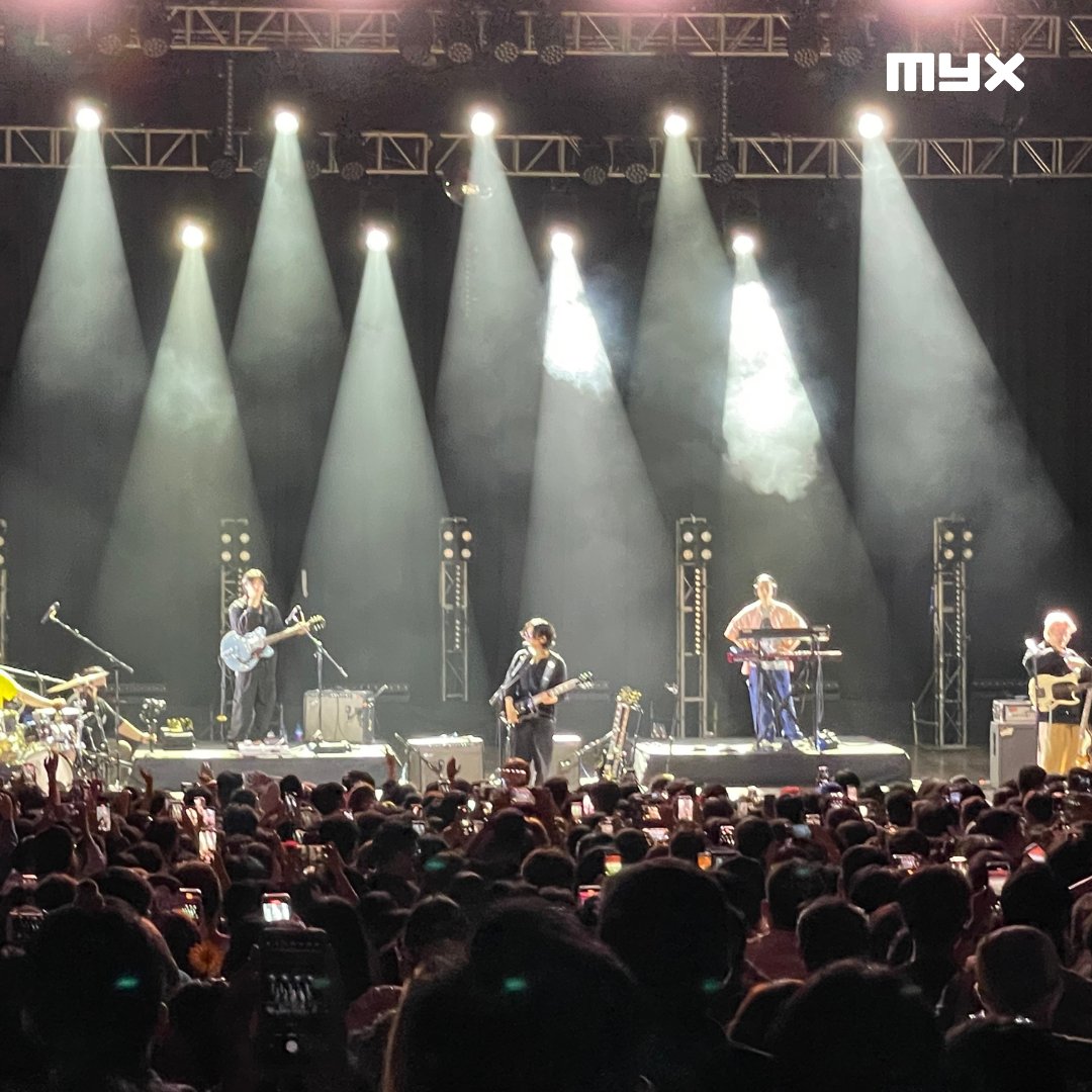 myxglobal's tweet photo. Riding the waves of success with @wave_to_earth's sold-out concert in Manila! ππΆ
Thanks to @WilbrosLive for bringing them and to all the Plankton who made these two days unforgettable π
#MYX #WaveToEarth #plankton #FirstEraConcert #WilbrosLive https://t.co/6B3zaE7e6y