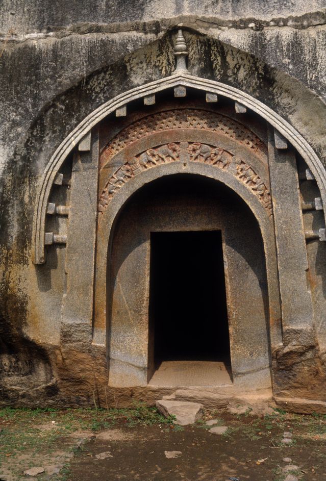 Tanisha1009's tweet photo. Lomash Rishi Cave, Bihar. https://t.co/0YUVZaB1aM