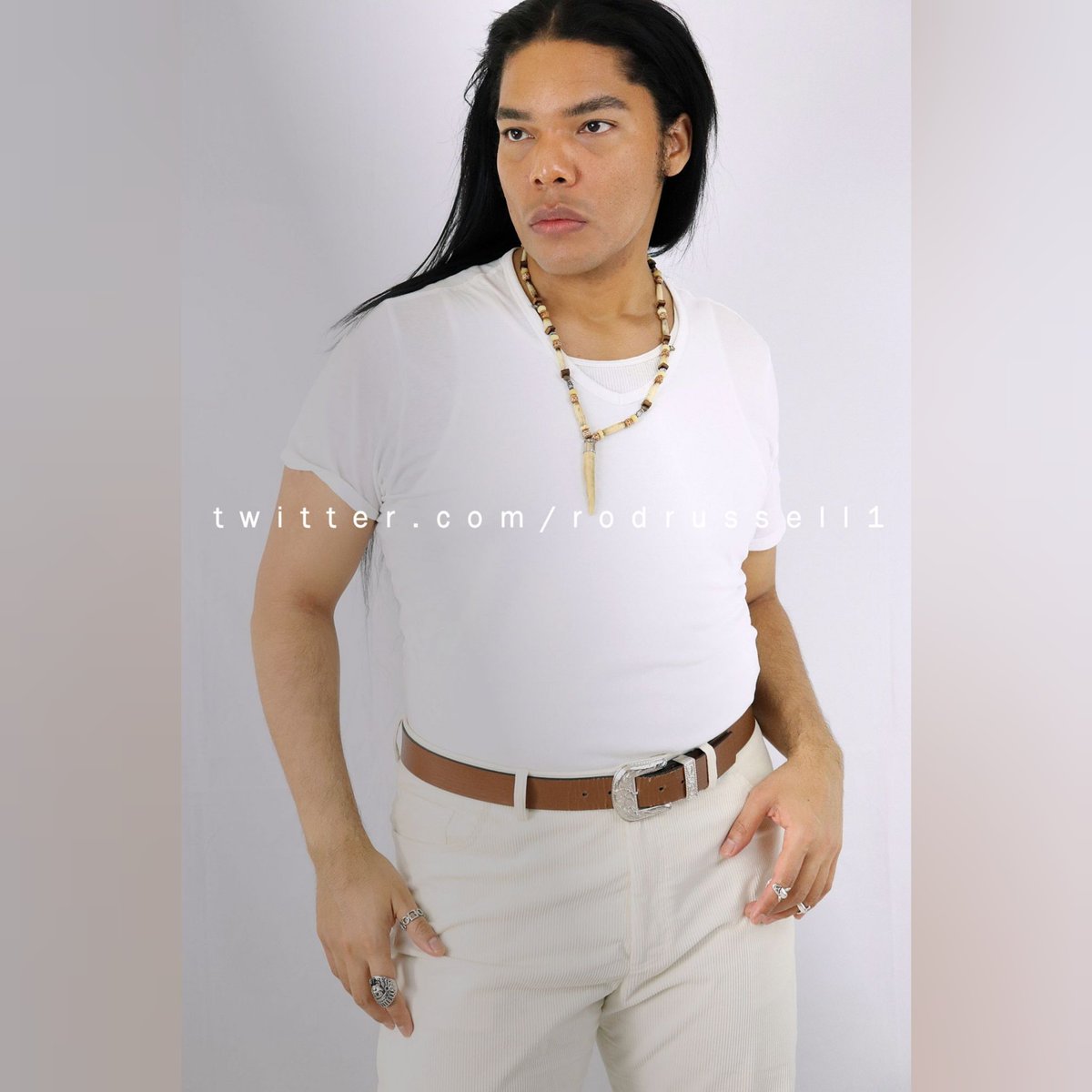 rodrussell1's tweet image. Something About Hearing Fresh Rain... *Siah* Soothes My Soul. ✨️🙏
#NativeMen #NativeTwitter #Warrior #MaleModels #FreshFace #MenOfTheNavajo #earthquake