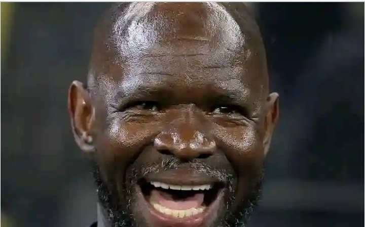 Be careful who you trust not to get over exposed:
✔️salt & sugar look the same
✔️the devil was once an angel 

Yeah I wonder what was Steve Komphela looking for when he found about 5 passwords on Rulani Mokwena laptop...

#Sundowns #DStvPrem #CAFCL #VivaSundowns