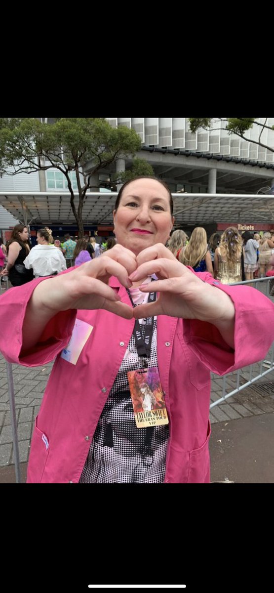 (viral,things,to,find) tweet media