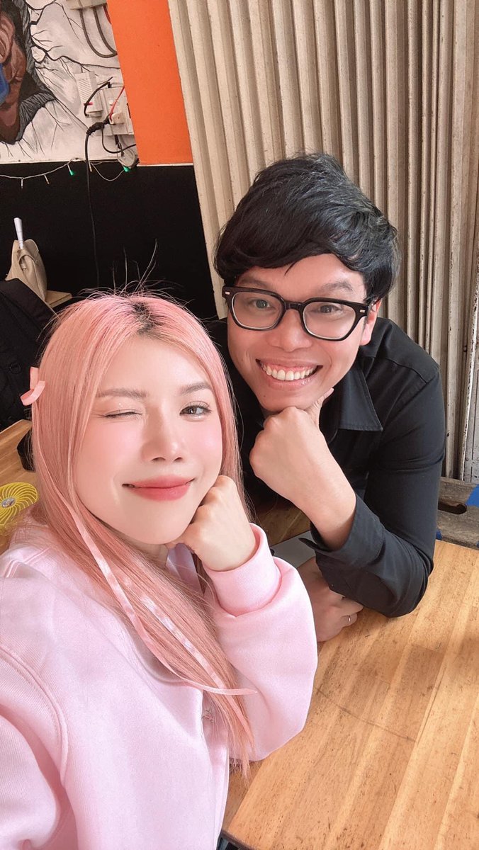 itsmetrangphap's tweet photo. Có quá nhiều sự đáng iu trong post này 🥰🥰
#TrangPhap #The1st #TheFirstManagement
#KorenoJumbo #KorenoRoad #Toạđộmìngon #Mìcủanghệnhân #PaldoVina #MìcayGold https://t.co/dl7QTqebq2