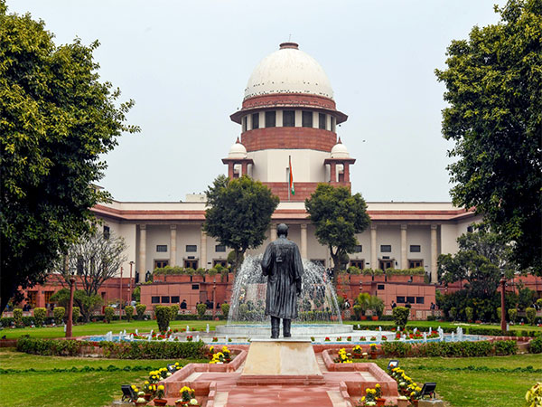 ani_digital's tweet photo. CAA: SC agrees to hear on March 19 pleas seeking stay on CAA Rules 2024

Read @ANI Story | https://t.co/c2fBN3V76b
#CAA #SupremeCourt #CAARules2024 https://t.co/0oMDh8ucIT