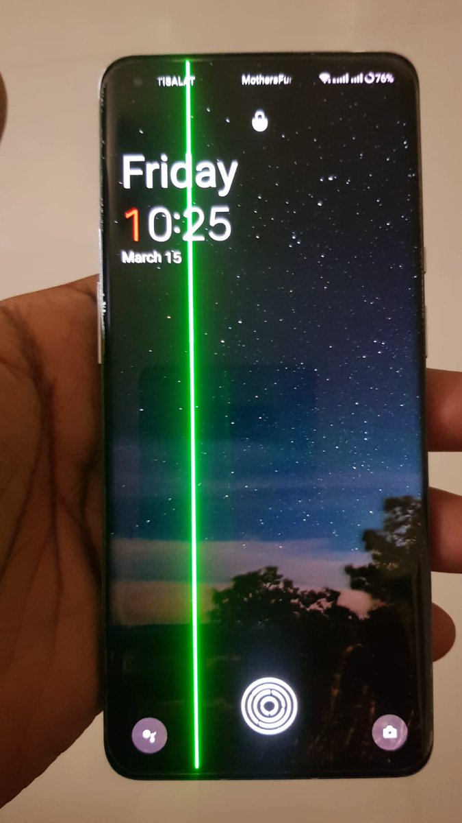 MancityBlues17's tweet image. Hey @OnePlus_Support Disappointed to see a dark green line appear on my OnePlus 9 Pro's display. No prior damage!  Looking for a resolution ASAP. #OnePlus9Pro #DisplayIssue #greenline