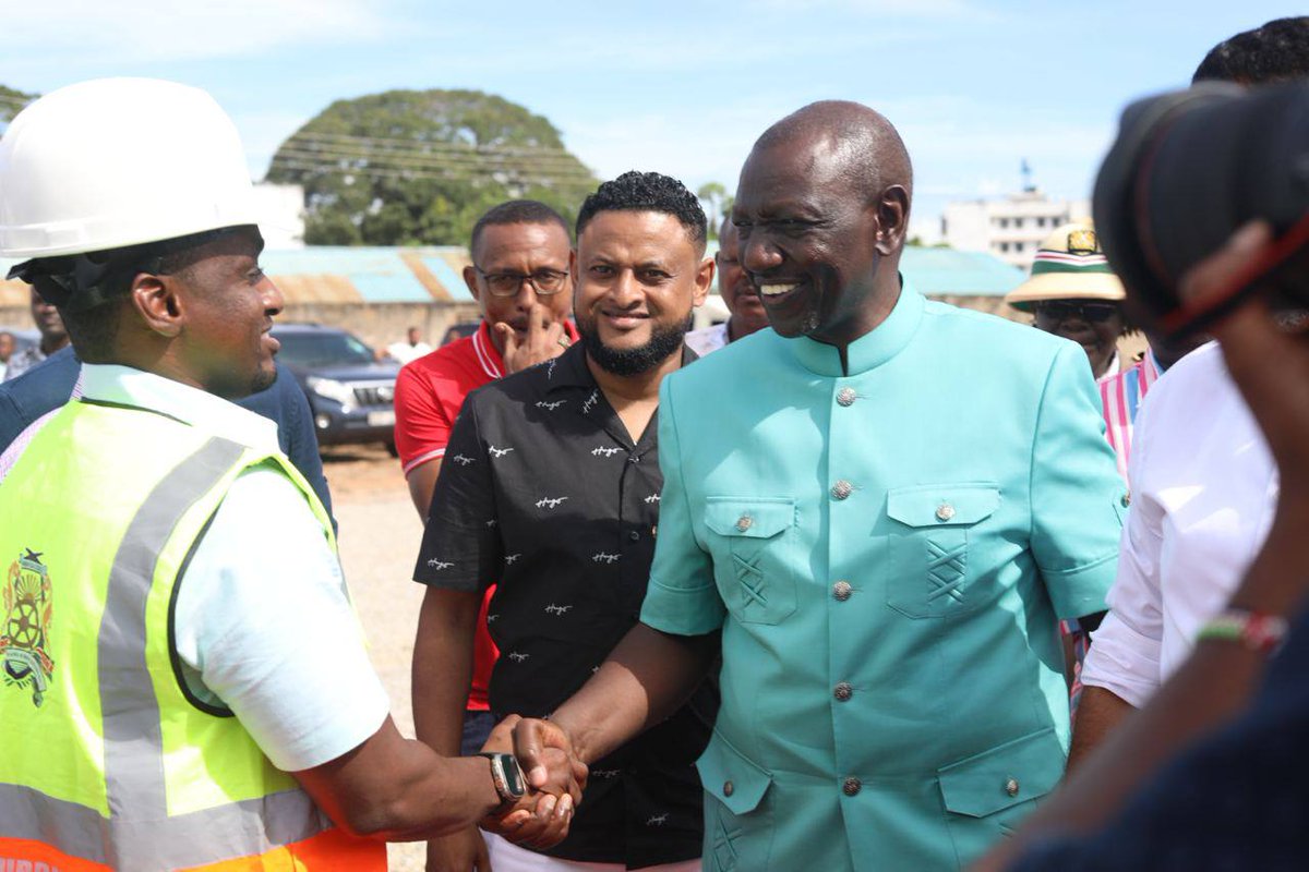 AaronDard's tweet photo. Mombasa County takes pride in being the first to successfully implement affordable housing at the Buxton County Housing Estate, serving as a benchmark for the national and other county governments. 
#WaziriAmadohDelivers https://t.co/o98GW8Xmjf