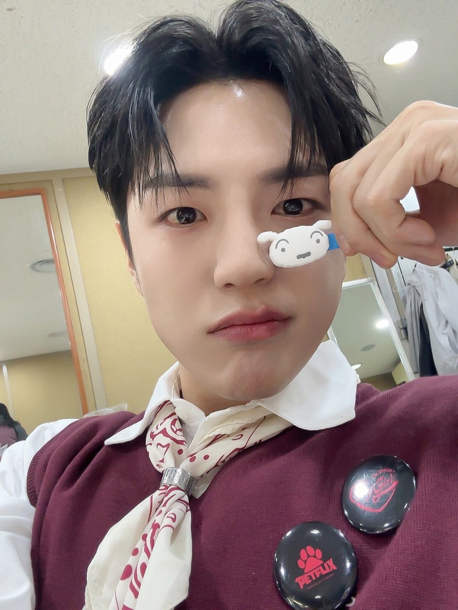 official_ACE7's tweet photo. [⏰]

잠시 후! 10시 10분
빌드업 8화가 방송됩니다❗️

근로기준법 주 52시간 근로를
지키지 않는 동훈이의
비주얼과 노래가 궁금하다면?

Mnet, tvN 채널 고정!

#에이스 #ACE #빌드업
#이동훈 #LEEDONGHUN https://t.co/id12Lw85fV