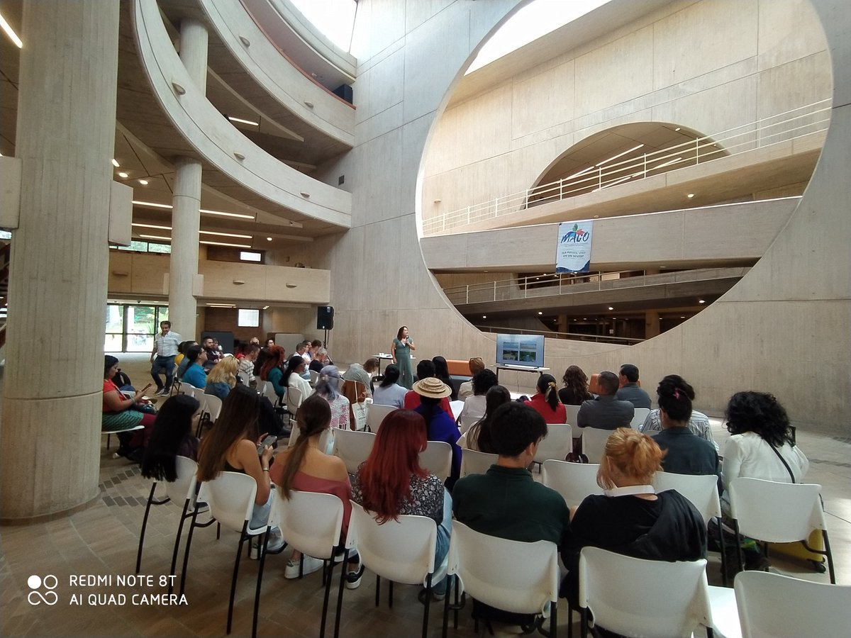 Sebast_silvaa's tweet photo. En el día por la acción por los Ríos: nuestra conversa sobre "Pensar con los Ríos la Paz Ambiental en Colombia" con líderes y lideresas del río La Miel,  el Sogamoso, el Cauca y el Dormilón en el encuentro internacion "Ríos en Movimiento" en Manizales. https://t.co/EKxbKjEAz3