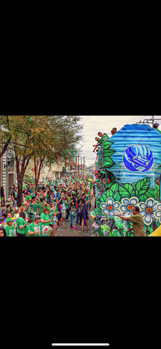 CONTEMPRA_INN's tweet photo. Parades NewOrleans area and Metairie this Weekend for St Patrickโs โ๏ธ๐#NOLA #IrishChannel Catch the Cabbage! #weekendvibes #WeekendThoughts Join Us ๐https://t.co/Ku34O1czxi @CONTEMPRA_INN ๐น https://t.co/CkjBGs2L2V