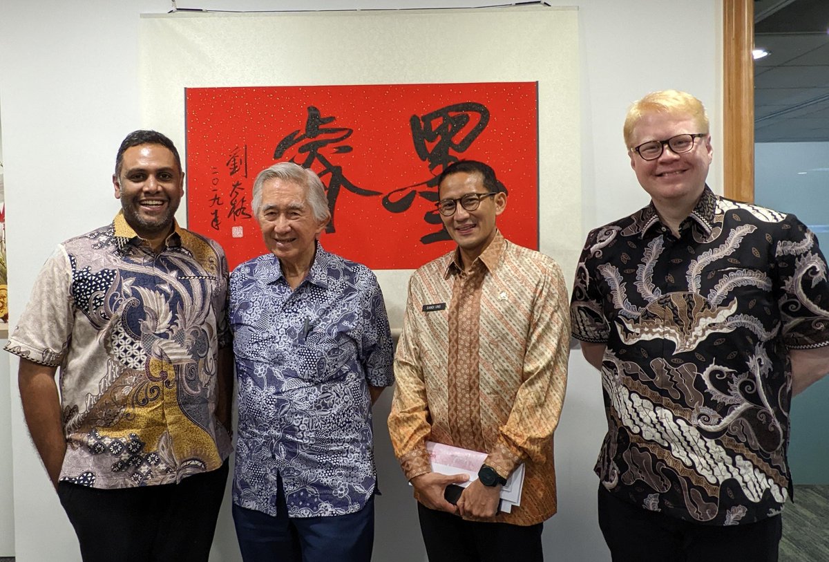 MORROWIntel's tweet photo. #MORROWIntelligence (MI) hosted Sandiaga Uno, Minister of Tourism and Creative Economy of the Republic of #Indonesia, for an intimate dialogue in #Singapore. Read more: https://t.co/Nxdpv7gVOo https://t.co/2n1IjCBC3a