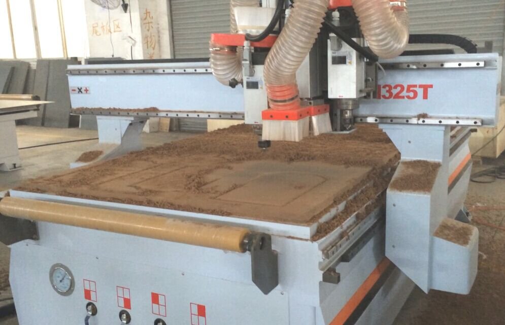 GewinnU's tweet image. At Gewinn United Co., LTD., our production lines are modern, efficient, and accurate. Gewinn panel saw is widely used in various industries for making wood panels in certain sizes. #cncmillingmachineprice #cncwoodrouter