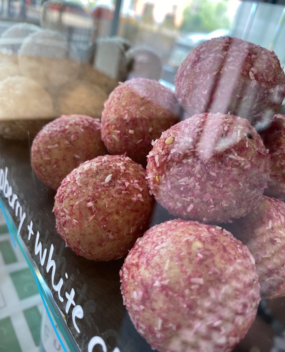 cleancutkitchen's tweet photo. Introducing Clean Cut Kitchen's Protein Balls – your guilt-free, on-the-go energy boost! Packed with protein, fibre, and natural ingredients, these delectable bites are perfect for satisfying cravings and fuelling your day.

#CleanCutEnergy #ProteinPower #HealthySnacking https://t.co/1Nw6hoLtNF