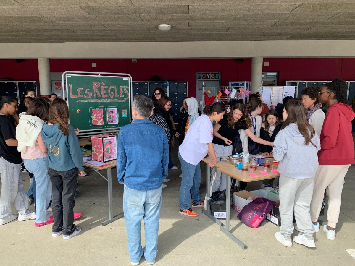 JPVernant31's tweet photo. #parcourssanté Atelier de sensibilisation aux règles
👏 à tous les personnels mobilisés! Un franc succès! @DSDEN31 @EskenaziSand @actoulouse https://t.co/8sYPrVJBhK