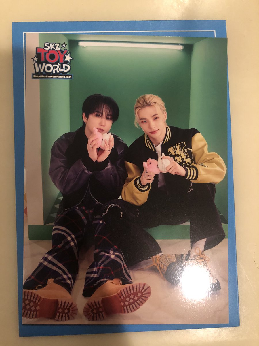 HeyFelix_09's tweet photo. Stray Kids  Fan Connecting 2024
SKZ TOY WORLD ペンミ 
スキズ   ラントレ   ランダムトレーディングカード  　交換

譲：バンチャン　ヒョニビニ
求：フィリックス　ポチャクズ

郵送交換又は手渡しの場合4/6の京セラでしたら可能です🙇‍♀️ https://t.co/ONm8gDiSpq