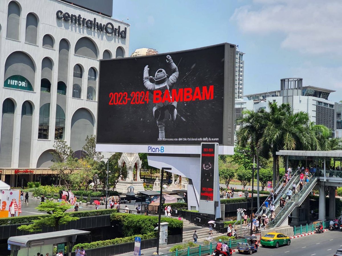 ime_th's tweet photo. 🔥iME Thailand และ centralwOrld จัดให้เพื่อ BamBam และอากาเซ่โดยเฉพาะ! 

แชร์ไปให้โลกรู้ว่า 2023-2024 BamBam THE 1ST WORLD TOUR ENCORE [AREA 52] in BANGKOK Presented by Xiaomi เราได้จัดที่ราชมังฯ 🔥

📌วันนี้ ศุกร์ที่ 15 มีนาคม 67 วันเดียวเท่านั้น
อย่าลืมแวะมาถ่ายรูปนะทุกคน!

#ENCOREAREA52PC
#BAMBAMENCOREAREA52INBKK
#แบมแบม #BAMBAM #뱀뱀
#ABYSSCOMPANY #iMeThailand