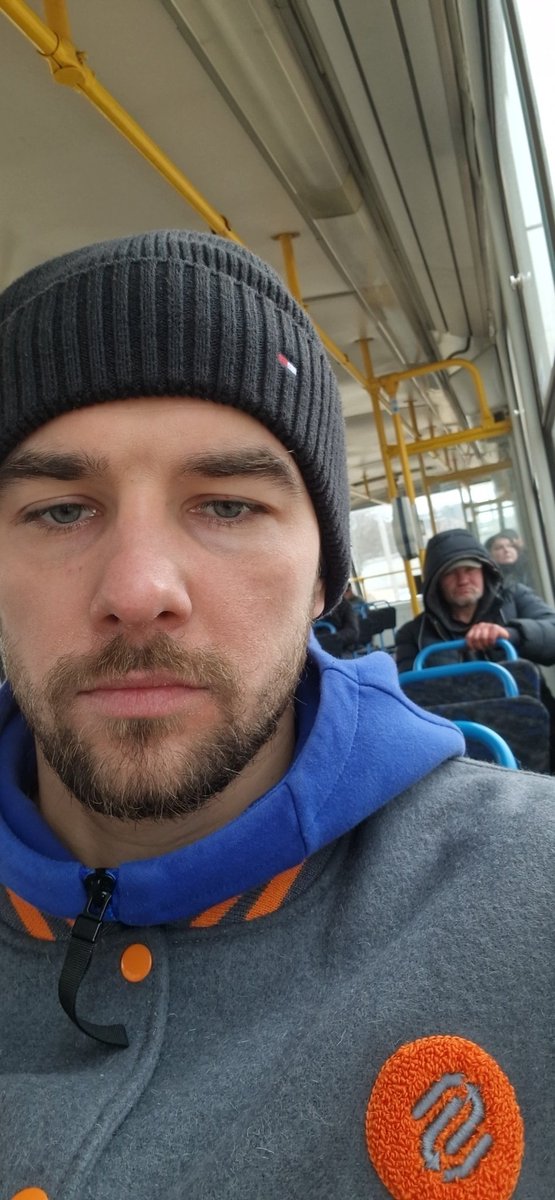 FilipsM1's tweet photo. 7 tramvajs, foto ar smaržas sajūtu. https://t.co/cZgkmMbbkE