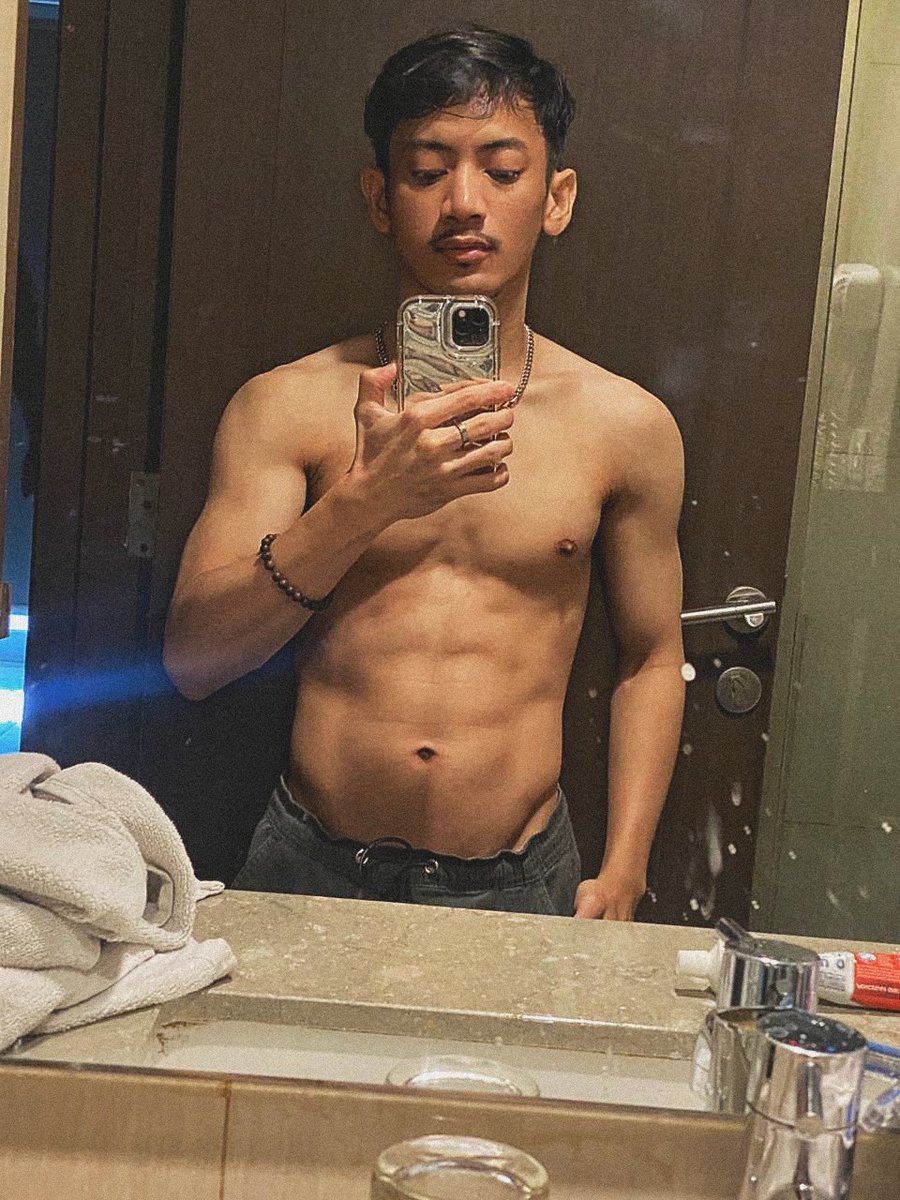 halloo,,

Avail Pijat / BO 
Ready today 

📍jakarta

In / out ✅

Rsv : wa.me/6285692589467

#pijatjakarta #openbojakarta #pijatpriajakarta #pijatpanggilanjakarta #openBOjaksel #massagejakarta #vcsberbayar