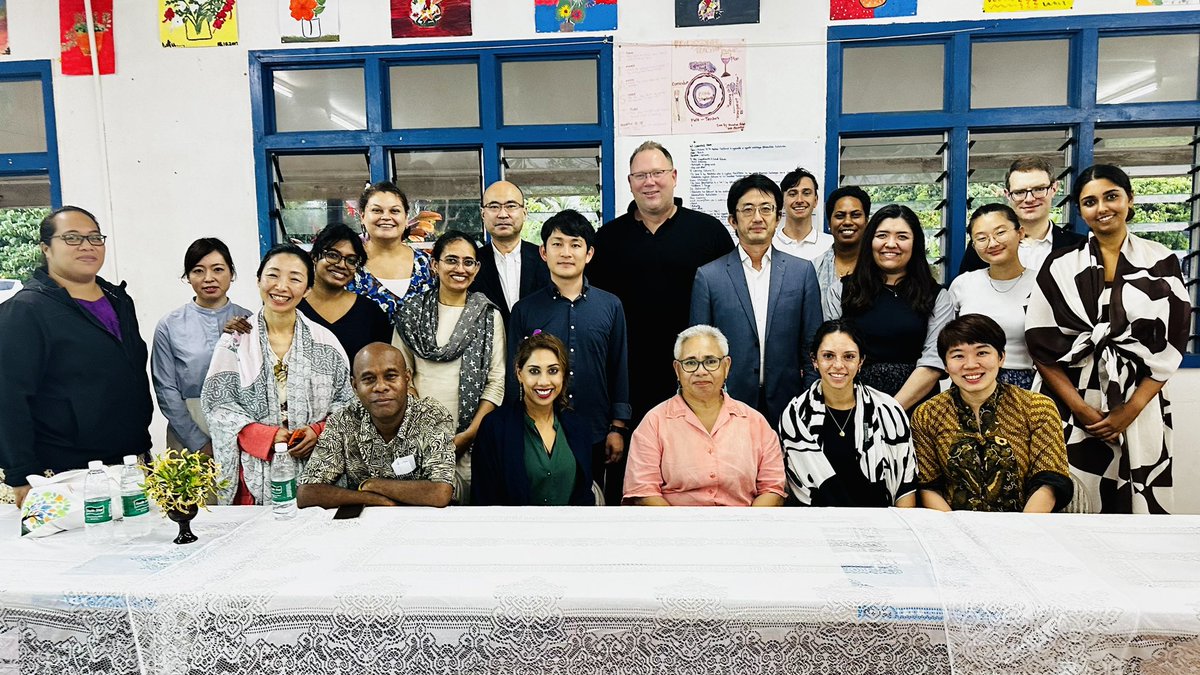 BryceWakefield's tweet photo. Day five of the #IPCN South Pacific Study Tour! Talking disaster resilience w/ 🇦🇺 @AustHCTonga, 🇹🇴 Met Director Ofa Faanunu, 🇹🇴 NDMA’s Moana Kioa, &amp; 🇯🇵 political counsellor Nakano Akihiko. Plus, discussing 🇹🇴’s attitudes on the world at the Tupou Tertiary Institute’s Dr ‘Ungata. https://t.co/uWgkKy8m2q