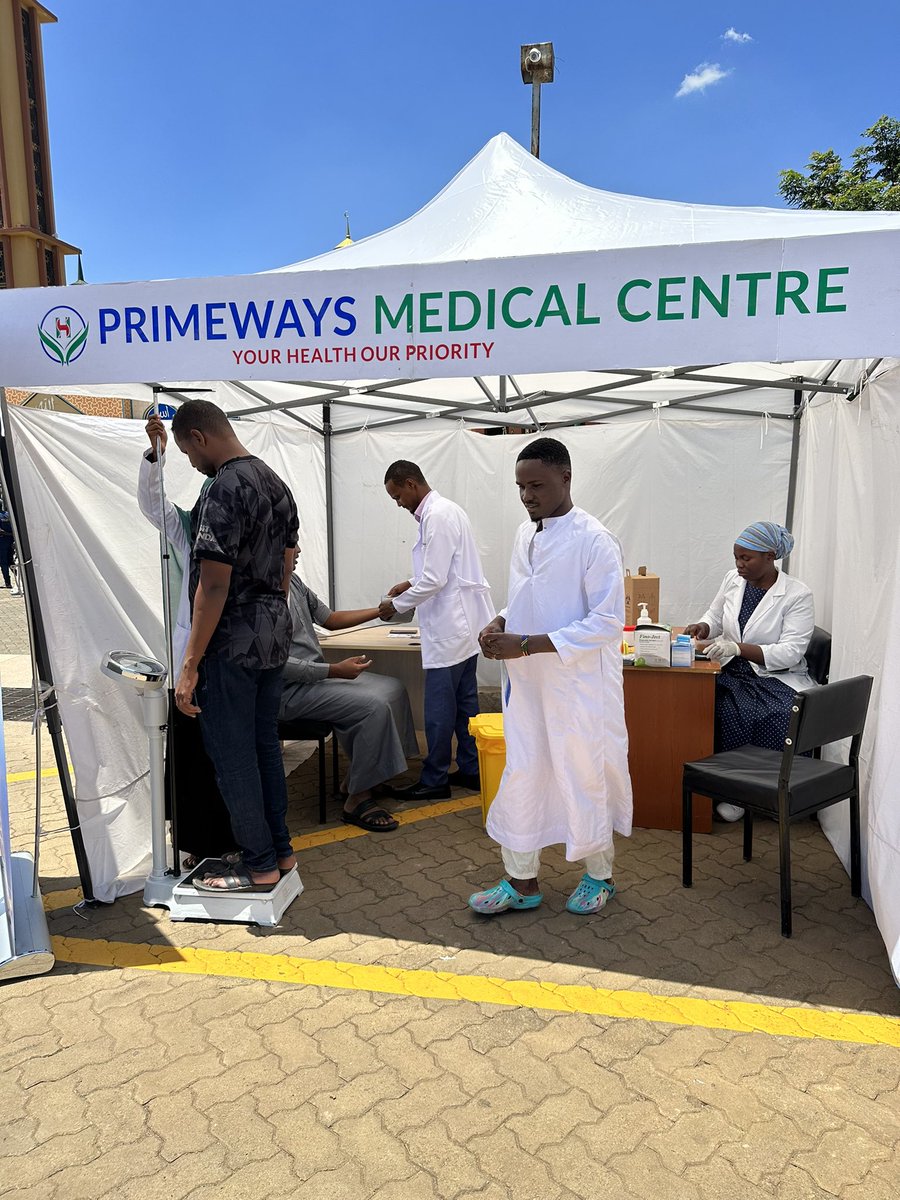 DrIssa_Hassan's tweet photo. @PrimewaysM has been  conducting free medical check up this week at Alhuda Mosque South B,passby for a wellness check up. https://t.co/Z88TUYUjUZ