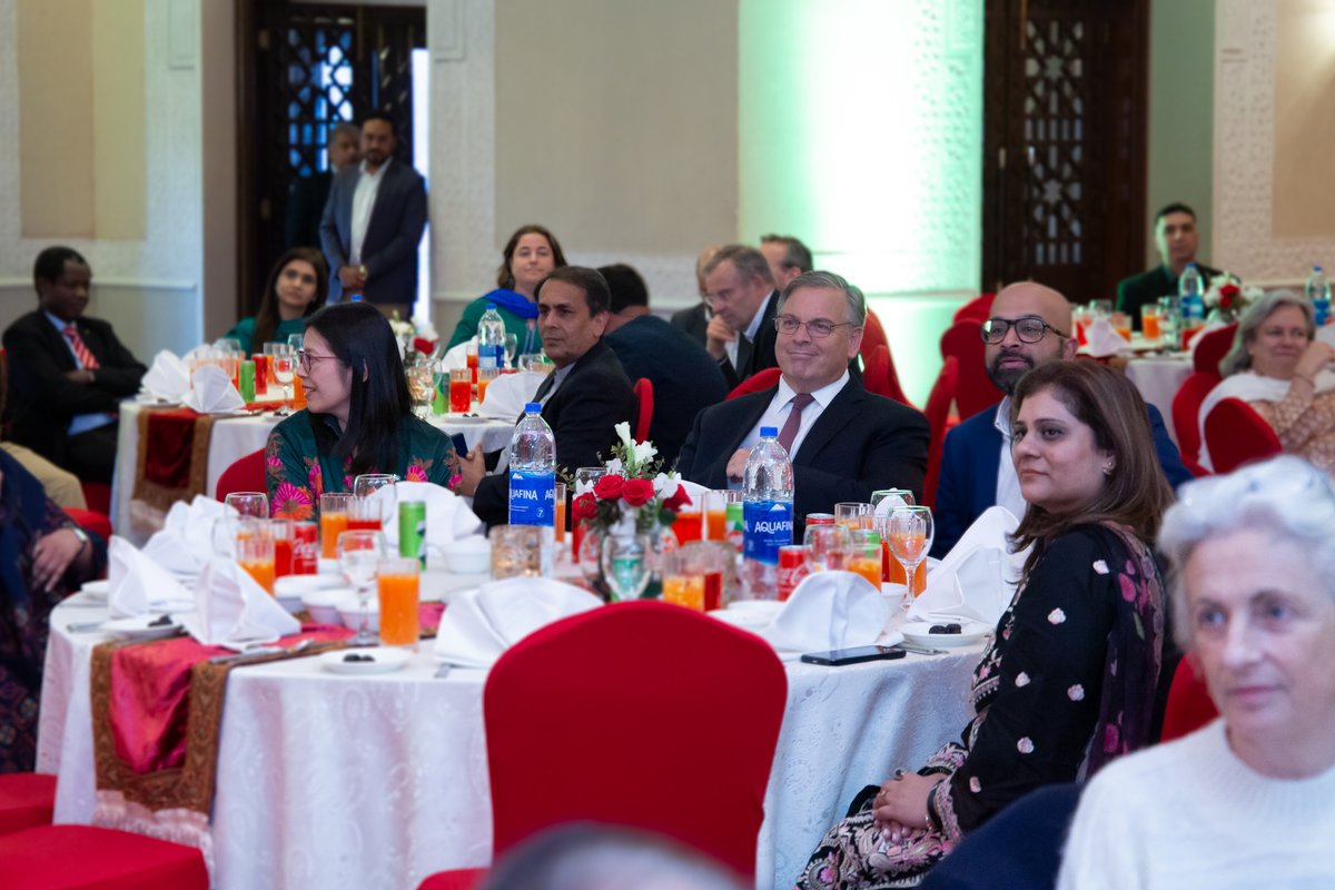 Ramazan Mubarak! Ambassador Blome joined USAID Mission Director Kate Somvongsiri in a @USAID_Pakistan hosted Iftar in Islamabad. The Ambassador thanked the USAID team and their implementing partners for the work in Pakistan. The Ambassador said civilian assistance will be