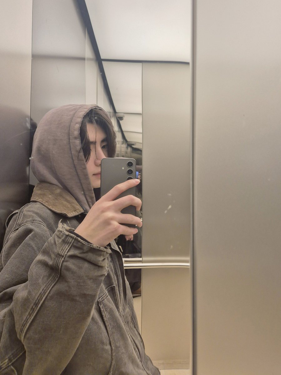 enhypenweverse's tweet image. [ #성훈’s Post ] 240315

#SUNGHOON: yo

@ENHYPEN_members @ENHYPEN #ENHYPEN #엔하이픈