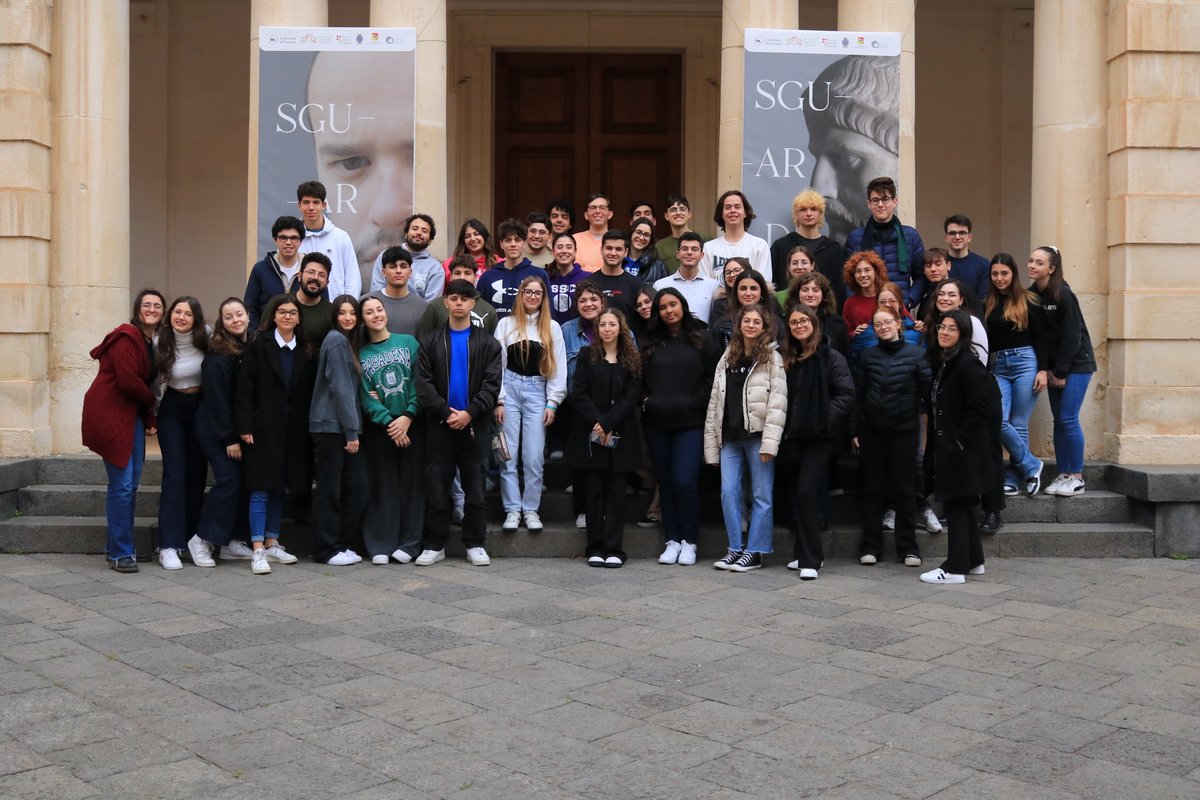📣Alla Scuola Superiore di Catania 40 liceali di tutta la #Sicilia hanno seguito lezioni e incontrato giovani ricercatori, provando in anteprima l’esperienza di vivere in un campus universitario d’eccellenza! Scopri di più 👉 unictmagazine.unict.it/i-futuri-campi… --- @unict_it
