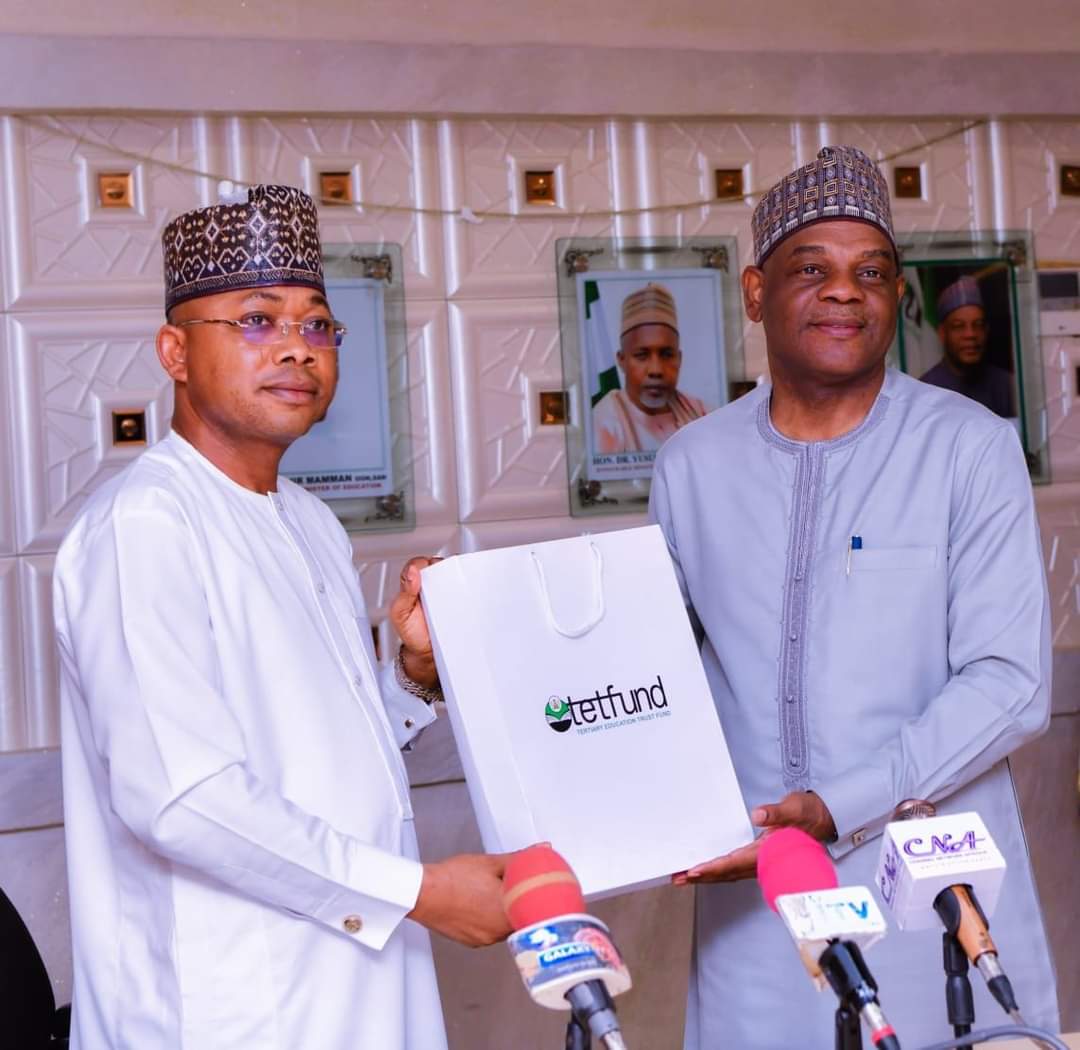 CMT_Kogi's tweet photo. Governor Ododo Visits TETFund Executive Secretary, Seeks Increase Intervention For Tertiary Institutions in Kogi 

The Executive Governor of Kogi State, His Excellency, Alhaji Ahmed Usman Ododo paid a courtesy visit on the Executive Secretary of Tertiary Education Trust Fund https://t.co/wf7X86uIlz