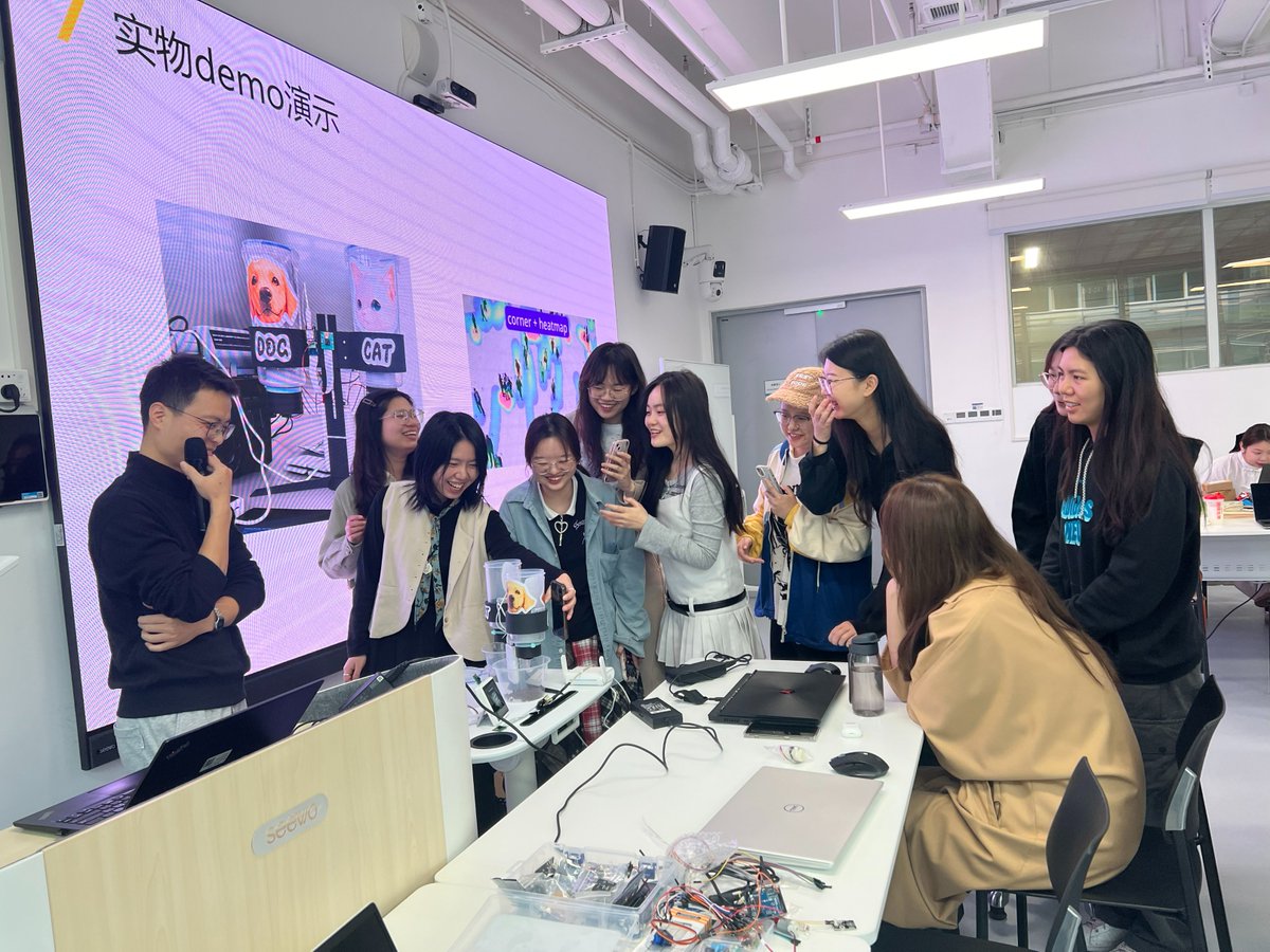 seeedstudio's tweet image. Explore the allure of AI tech with us! We're bringing the latest #AI course to #SISD, our "AI &amp;amp; Interaction Workshop"  aims to break boundaries and craft innovative projects across disciplines.
Start your own AI project here: bit.ly/3ViK9A3