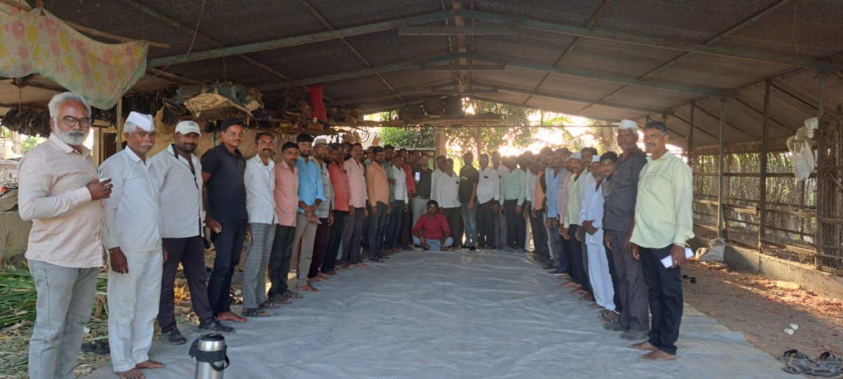 OrganicLedger's tweet photo. Thrilled to share the success of our Rural Campaign in Maharashtra! 🚀 We reached out to over 100 organic farmers, diving deep into the benefits of Kisan Ledger. It was inspiring to see their enthusiasm as we walked them through how our platform can transform their farming and +1 https://t.co/CNYnUtZ71b