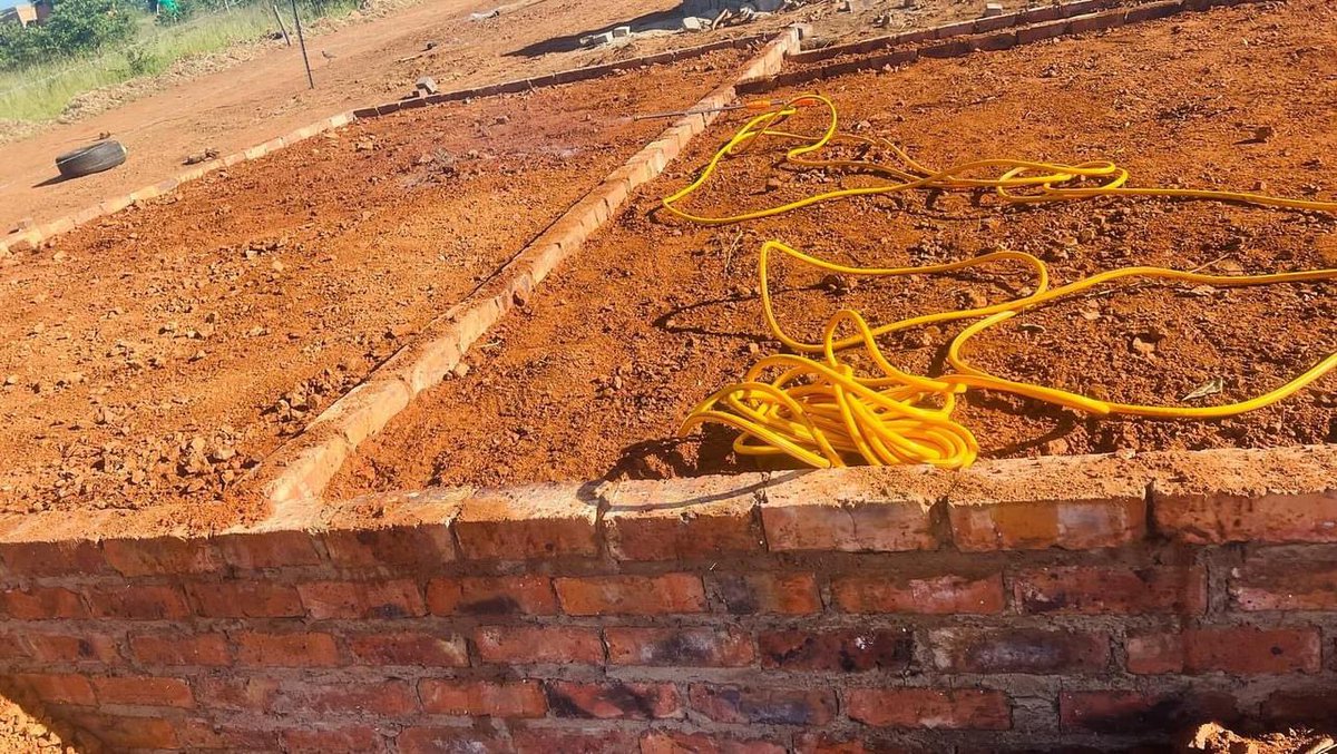 StepinPest's tweet photo. Pre Construction Termites (Mohlwa) 
#podcastandchill #PapaGhost #TrackingThaboBester Kelly Khumalo Malema  Mseleku #Uthandonesthembu Microsoft Rulani Ngizwe Nonkululeko JHB CBD Lil Wayne Condolences Molest https://t.co/BQV8tIQeZO