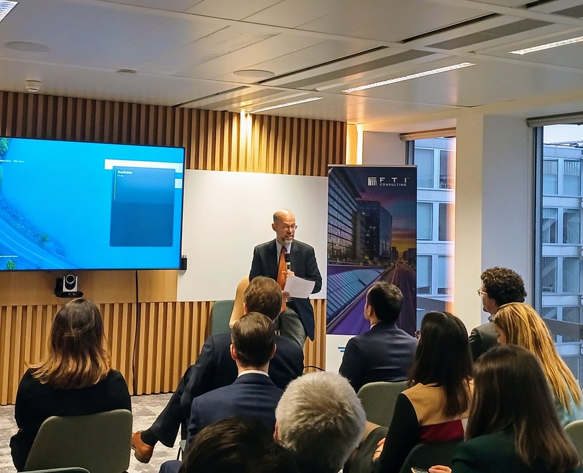 GreeceInEU's tweet photo. Addressing an event organised by @LSEAAB at @FTIconsultingEU, 🇬🇷PermRep Ambassador @vrailas discussed the crises the #EU has faced, the challenges that lie ahead &amp; #Greece's role in building a stronger 🇪🇺 https://t.co/3lmxPCHSnm