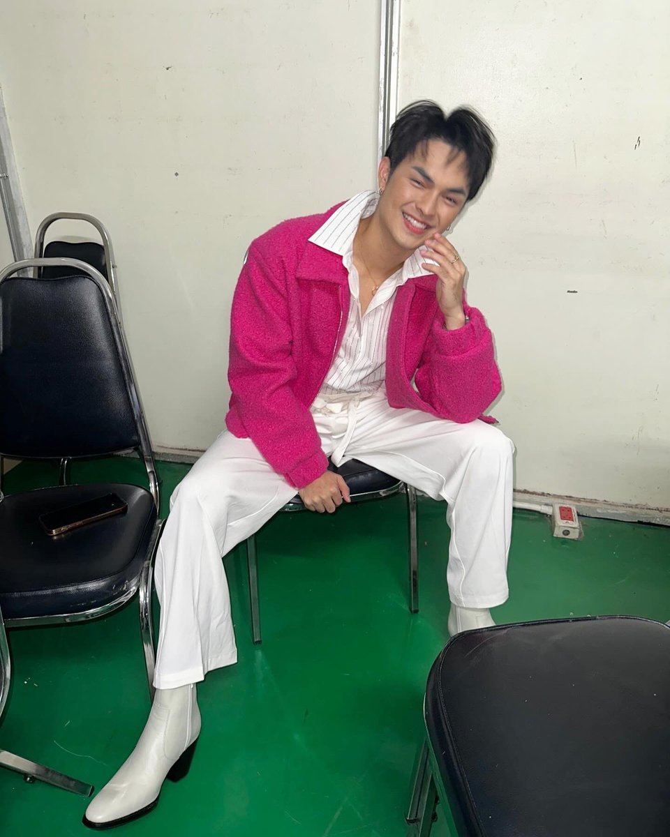 ต้องเข้าเส้นเลือดสายไหนถึงจะมุ่งสู่หัวใจคุณได้🤭 💕#banksornn #แบงค์ศรราม #ศรรามน้ำเพชร #ด้อมเด็กวัดเสียงหวาน #พระเอกลิเก