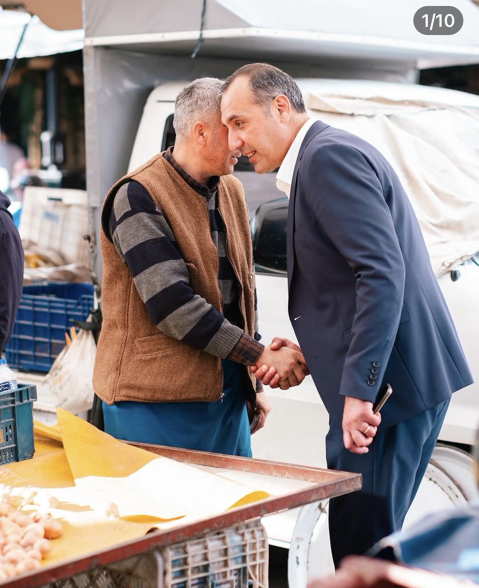 nurayozkull's tweet photo. @antalyadeva7 kurulurken kendisinin naif kişiliği dikkatimizi çekmişti. Özgeçmişinin içinde kabarık bir dosyada Alanya projelerini de sunmuştu. Tam anlamıyla Alanya gönüllüsüdür.
Güven veren enerjisiyle hep sahada çalışmaya devam ediyor. 
@ozlemarlier @Dtumutozkan @cemsak7 https://t.co/kKgNWXMkNY