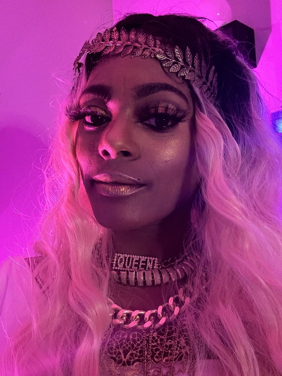 Pink__Vixen's tweet photo. W STREAM TONIGHT! 

Thank you everyone who stopped by and thanks @brebewow and @prettysavage231 for hanging out me. https://t.co/IkgIIEHeDw