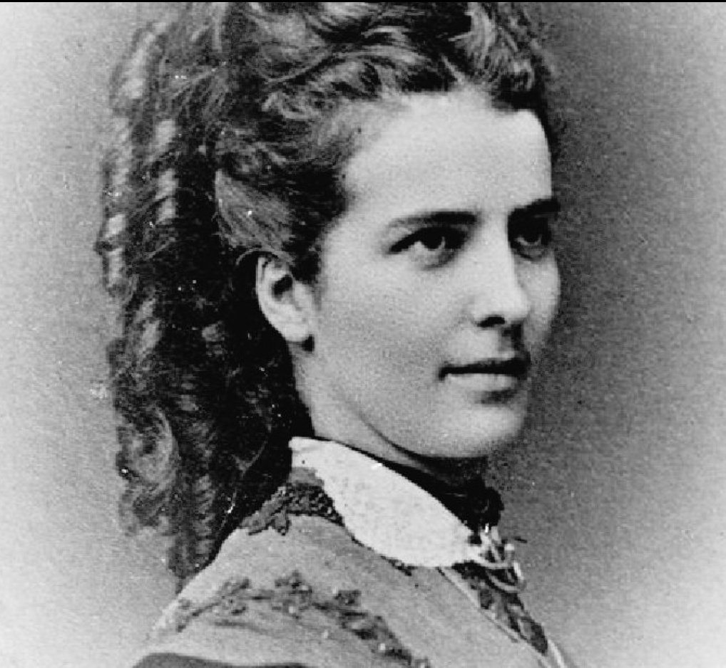 Letnapark's tweet photo. Hat die Frau sich erst einmal erhoben, ist sie nicht mehr zu halten.
Amalie #Skram *22.8.1846 Bergen/N – 15.3.1905 Kopenhagen
Sog. Ehe- & Generationsromane aus weibl. Sicht & direkt: Dienstmädchen, Prostituierte, „bürgerliche Frau“; ab 1960ern von Feministinnen wiederentdeckt. https://t.co/j6paxzC1uL