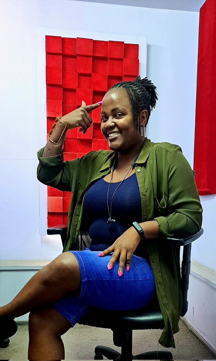 Hot_96Kenya's tweet photo. Anita was like "My forehead is foreheading๐๐ญ" . It's #furahiday with @mbuyadamiano here on the #RhythmJunction on Hot96FM. What's making this Friday a Furahi day for you๐
#Hot96FMKenya #Hot
#rythmjunction https://t.co/IGLd2fR1El