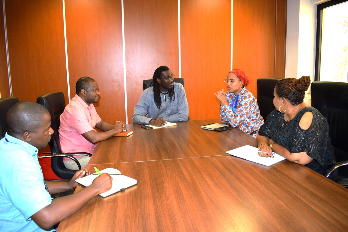 FAONigeria's tweet photo. To enhance food security in 🇳🇬, @DominiqueKoffy has continued to engage government officials with viable strategies to increase investment in agriculture, boost production &amp; value chains.

They had fruitful discussions with VP @officialSKSM TA on Agriculture Ms. Marion Moon. https://t.co/9RqQKLAqff