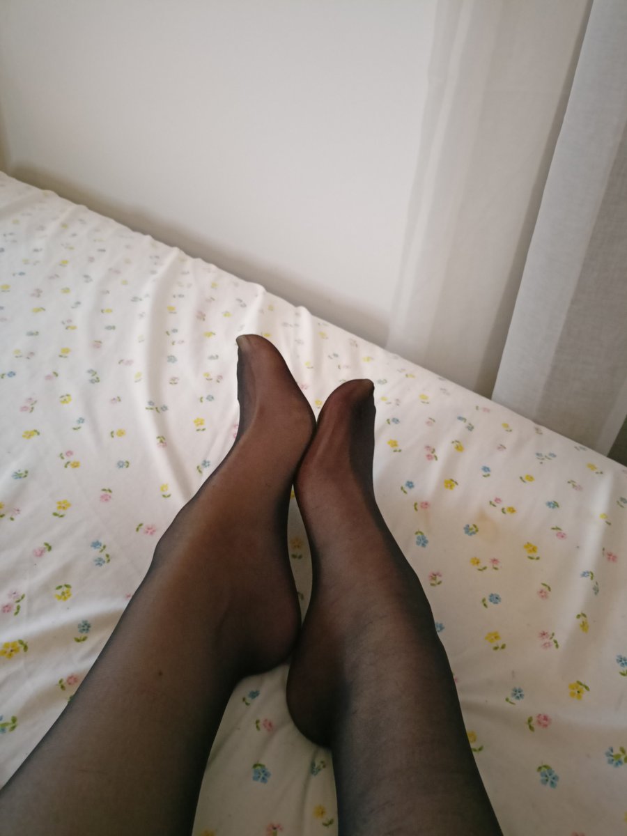 xGoddess_Eva's tweet photo. Losers kom mijn voeten kussen

#findomnl #feet #voetenslaaf #findom #feetlovers #panty #thights #panties #foot #footslaves #paypigs #moneyslaves #geldslaaf #feetwor https://t.co/Ja0aTm14tv