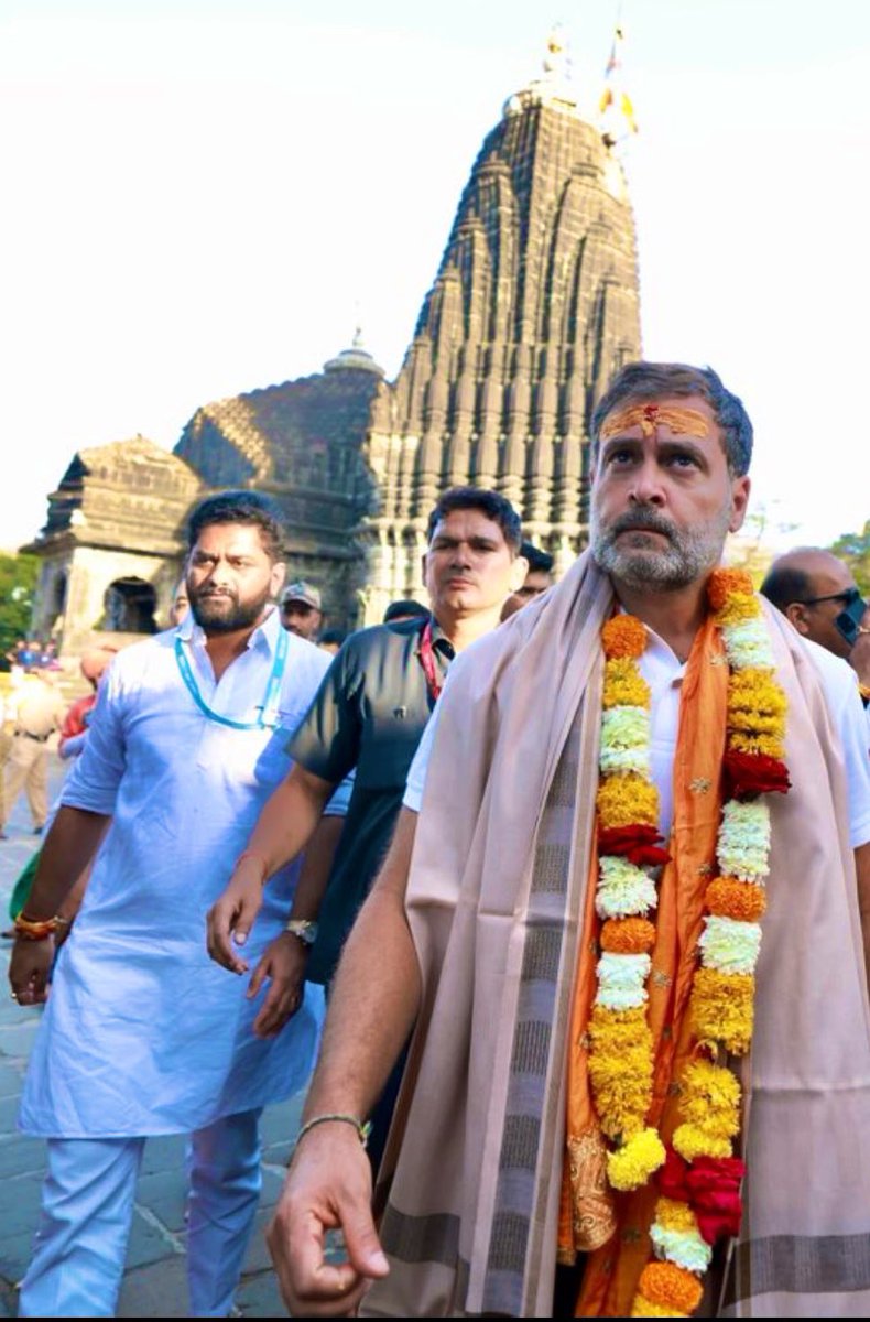 DeepikaPNath's tweet image. Somehow, there are a lot who count on him. 
All he needs to understand is that he has to come to the expectations #MrClean 

PS: Make #MrClean viral @INCIndia