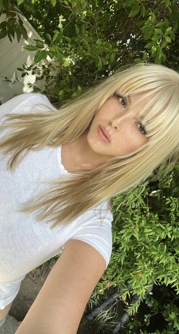 i&rsquo;m genuinely curious about the red/strawberry blonde color https://t.co/5kwN4oFHLm