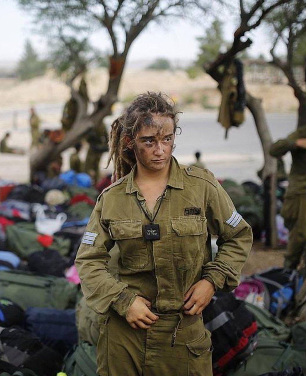 RobertoRussia's tweet photo. 😱😱🔴Escândalo de hoje🔴😱😱
A recruta ucraniana, “Maria Kharchev”, veio lutar nas fileiras do exército israelita e juntou-se à Brigada #Yalam, e em vez de ser recompensada.. foi. Estrupada por 4 soldados israelitas da Brigada Yalam, depois presa durante uma semana 🧵🧵👇👇👇 https://t.co/xKHrkgUKcr