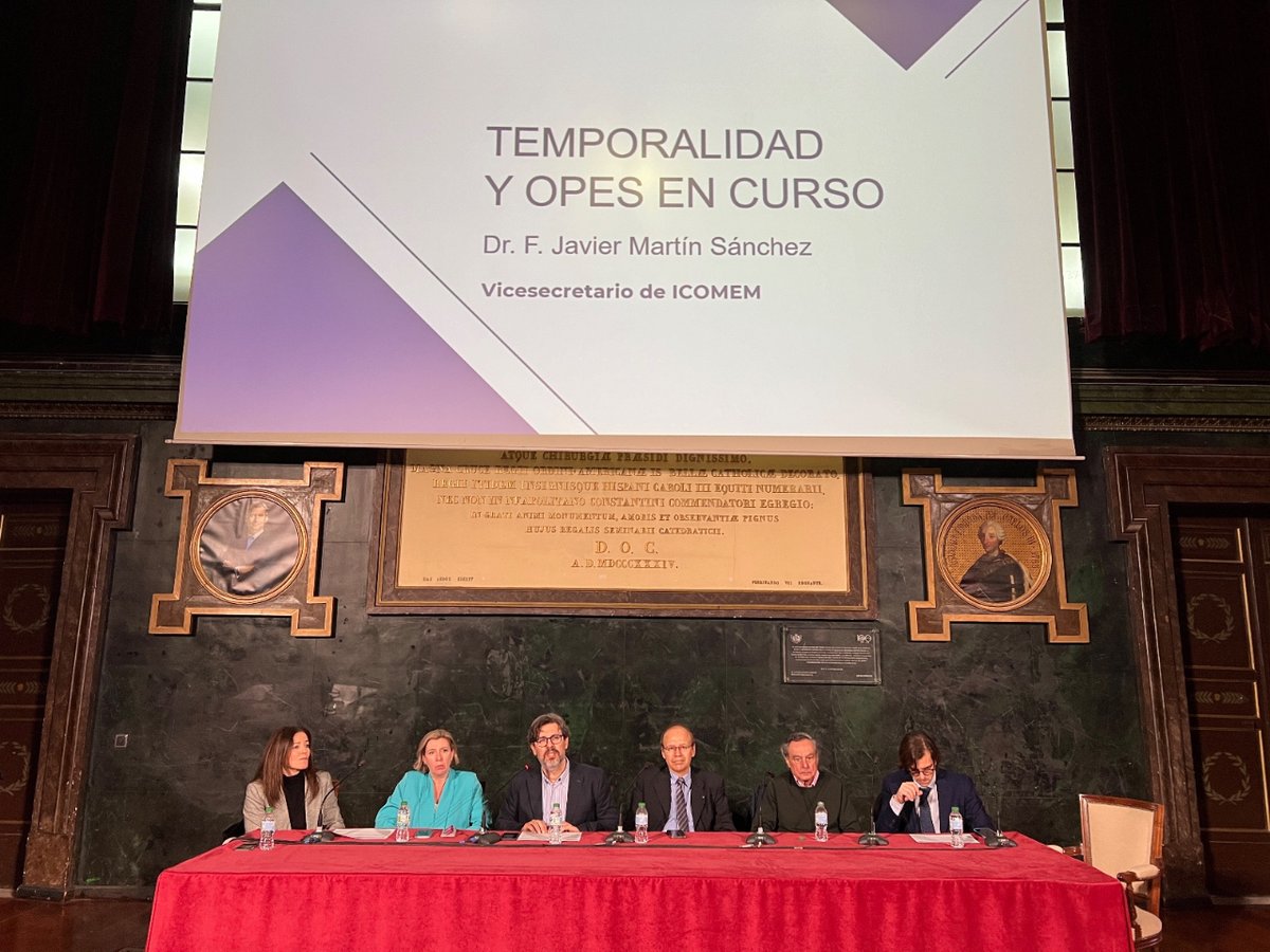 🟠 La hoja de ruta propuesta por el ICOMEM para acabar con la #temporalidad, que cuenta con un apoyo amplio por parte de la profesión, se basa en 4 puntos clave que describimos a lo largo de este hilo ⬇️